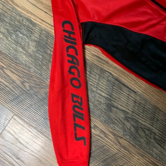 NBA Men's size Medium Red Black Chicago Bulls Full Zip Hooded Jacket - Picture 5 of 7